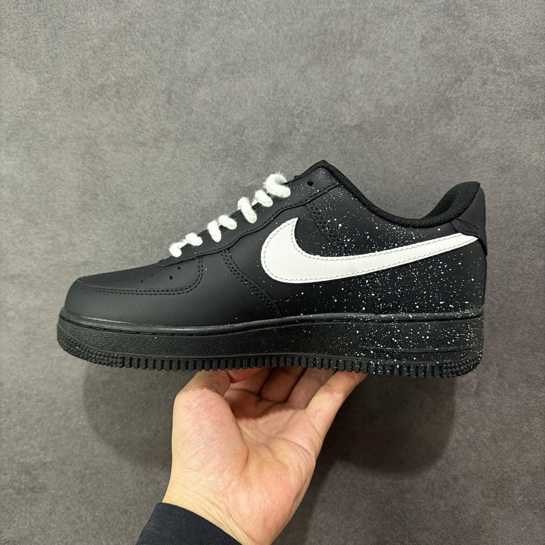 Custom AF1 sneakers, custom Air Force 1 shoes, handmade, cartoon, Starry dots, hand-painted ink, hemp rope shoelaces