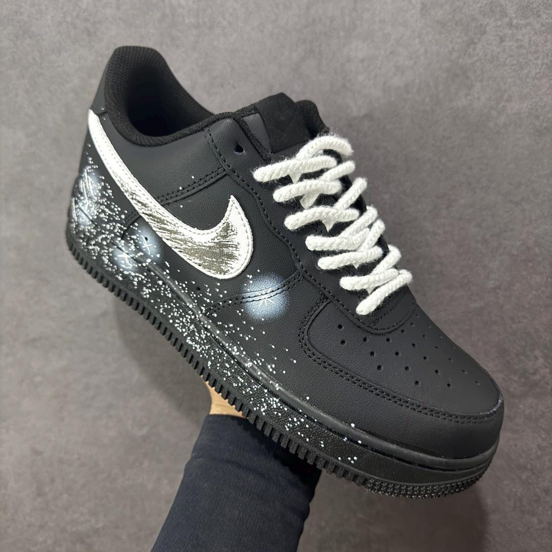 Custom AF1 sneakers, custom Air Force 1 shoes, handmade, cartoon, Starry dots, hand-painted ink, hemp rope shoelaces