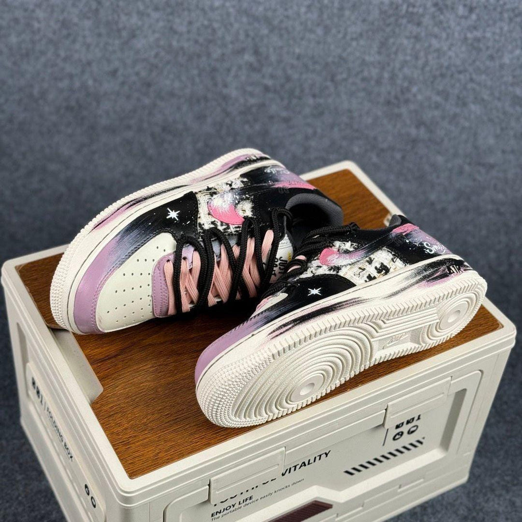 Custom Air force one Handpainted girfriend gift for girls anniversay gift love shoes shoes wash resistance protection