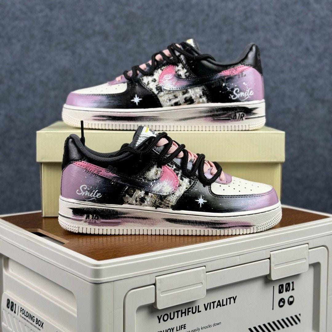Custom Air force one Handpainted girfriend gift for girls anniversay gift love shoes shoes wash resistance protection